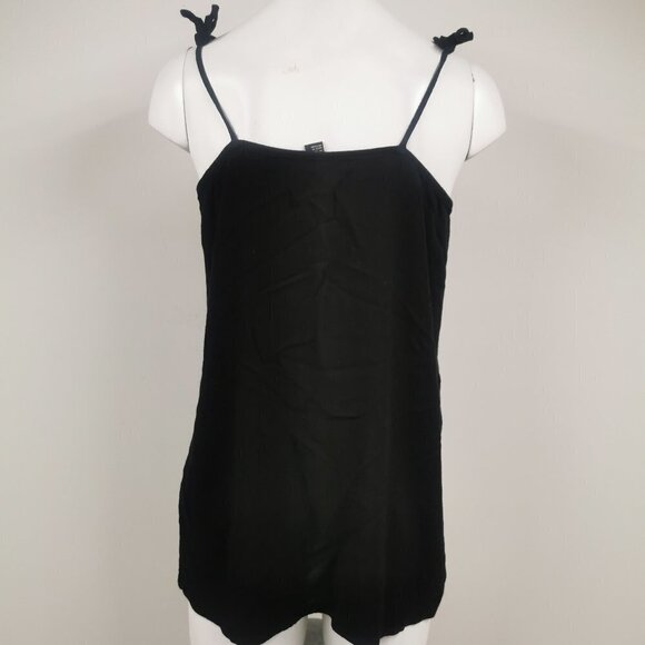 FOREVER 21  Top - Picture 3 of 4